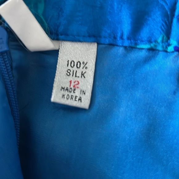 Elegant vintage 100% Silk Suit by Adrianna Papell 2 piece skirt set - Picture 14 of 16